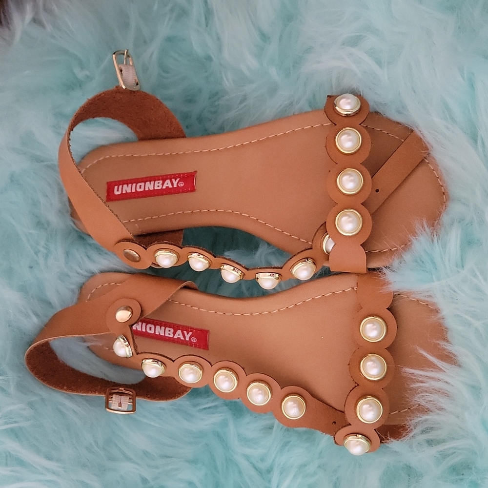 Unionbay Dottie Sandals Brand new Tan Little girl US Size 2M